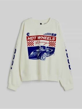 NWT Medium H&M Hot Wheels Sweater Pullover Formula 1 Motor Sports Car Fan Racing